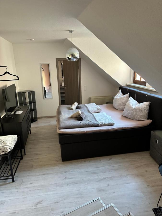 Gaestehaus Gluecksmoment Erfurt Esterno foto