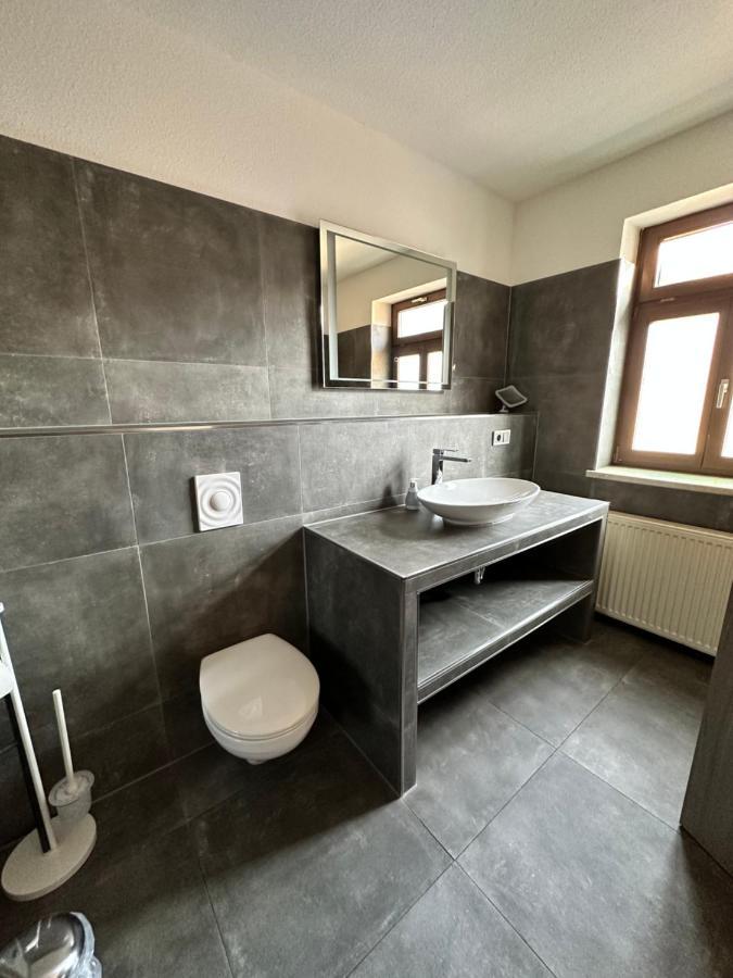 Gaestehaus Gluecksmoment Erfurt Esterno foto
